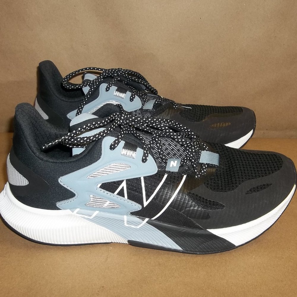 New Balance Men’s FuelCell Propel RMX, Black Running Shoes, Size 10.5        C10